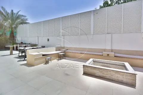 Vila na Yas Island, Abu Dhabi, UAE 5 spavaće sobe, 671 m2 Br. 663043 - Slika 2