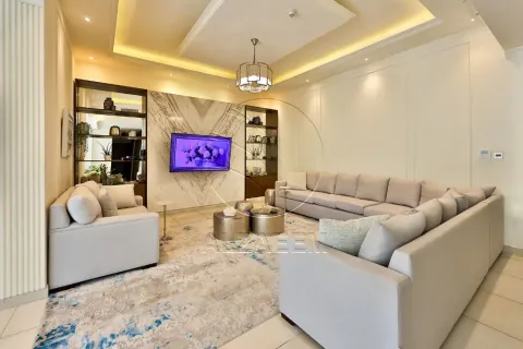 Vila na Yas Island, Abu Dhabi, UAE 5 spavaće sobe, 671 m2 Br. 663043 - Slika 11