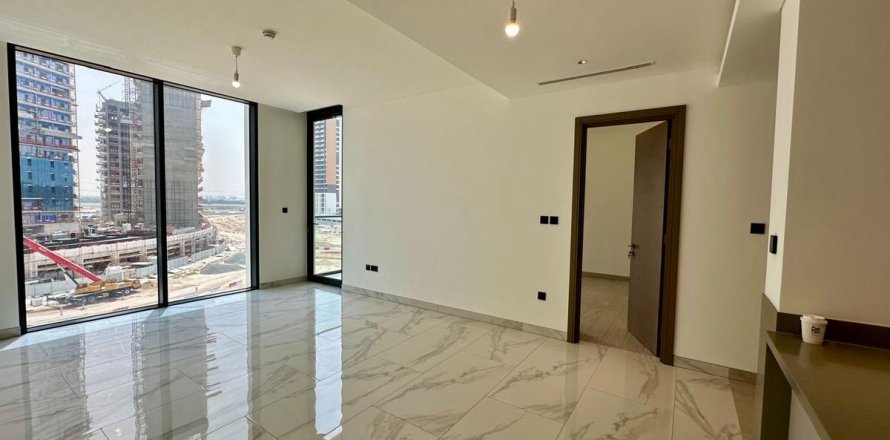 Dubai, UAE의 아파트 침실 2개, 117.3제곱미터 번호 701484