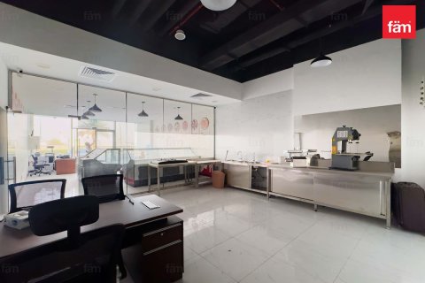 Trgovina u International City, Dubai, UAE 86.2 m2 Br. 701482
