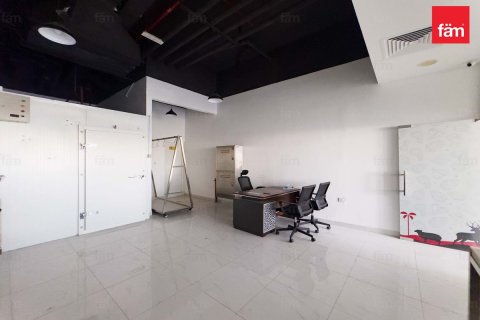Winkel te huur in International City, Dubai, VAE 86.2 vr.m., nr 701482 - foto 6