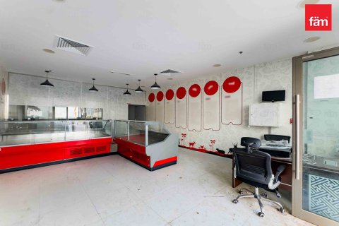 Winkel te huur in International City, Dubai, VAE 86.2 vr.m., nr 701482 - foto 3