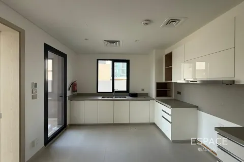 Villa in affitto a Jebel Ali, Dubai, EAU 4 camere da letto, 376 mq. № 738186 - foto 6