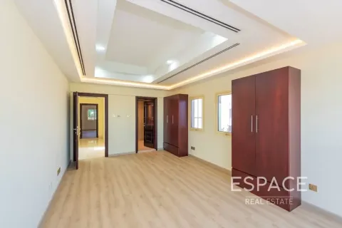 Villa til leje i Meadows, Dubai, UAE 5 soveværelser, 489 kvm № 738214 - foto 11