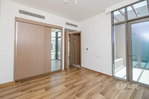 Al Furjan, Dubai, UAE의 임대용 빌라 침실 4개, 462제곱미터 번호 738218 - 사진 6