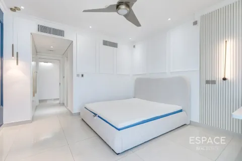 Apartamento para arrendamento em Jumeirah Lake Towers, Dubai, EAU 3 quartos, 260 m2 № 738215 - foto 14