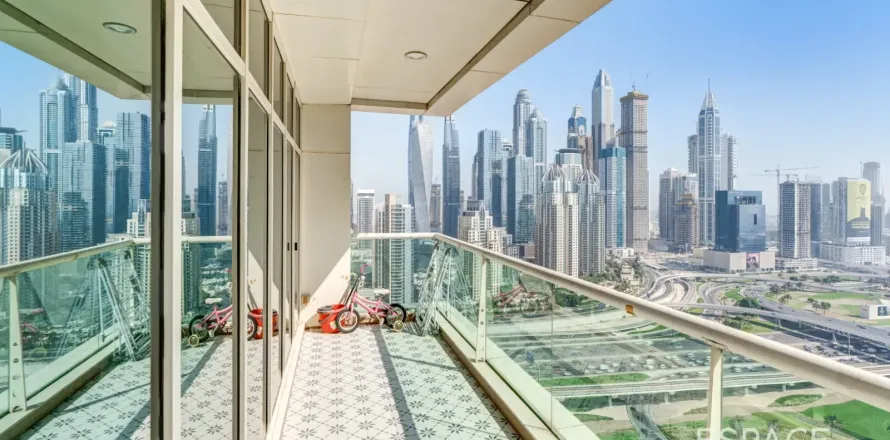 Apartamento em Jumeirah Lake Towers, Dubai, EAU 3 quartos, 260 m2 № 738215