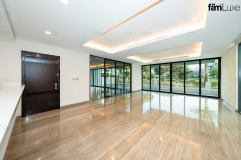 Vilë në Dubai, Emiratet e Bashkuara Arabe 8 dhoma gjumi, 723.7 m2. № 753336 - Foto 4