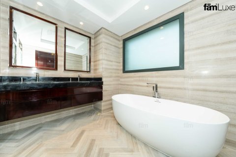 Vilë në Dubai, Emiratet e Bashkuara Arabe 8 dhoma gjumi, 723.7 m2. № 753336 - Foto 16