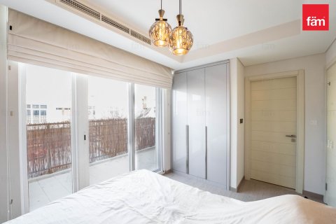 Dubai, UAE의 판매용 타운하우스 침실 3개, 112.2제곱미터 번호 691315 - 사진 22