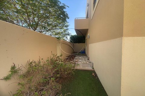 Shtëpi në qytet në Al Raha Gardens, Abu Dhabi, Emiratet e Bashkuara Arabe 4 dhoma gjumi, 300 m2. № 615389 - Foto 11