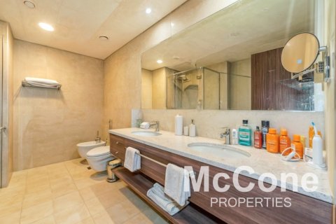 Apartament në Dubai Media City, Emiratet e Bashkuara Arabe 3 dhoma gjumi, 209.59 m2. № 587135 - Foto 12