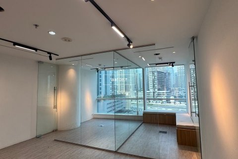 Oficiu de închiriat în Business Bay, Dubai, EAU 47 mp.  №632153 - poză 2