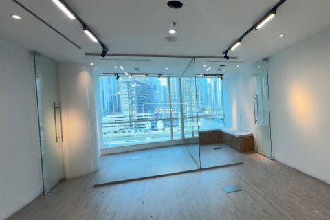Oficiu de închiriat în Business Bay, Dubai, EAU 47 mp.  №632153 - poză 5