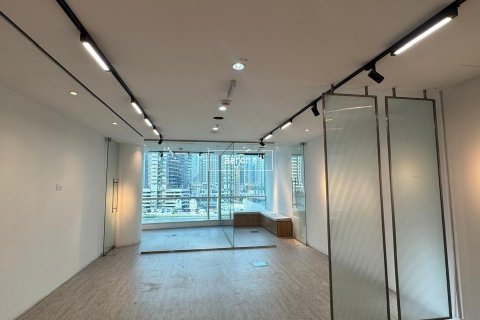 Oficiu de închiriat în Business Bay, Dubai, EAU 47 mp.  №632153 - poză 3