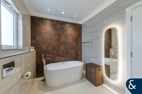 Villa itt: Jumeirah Golf Estates, Dubai, EAE, 5 hálószoba, 658 m², azonosító: 667686 - fénykép 13