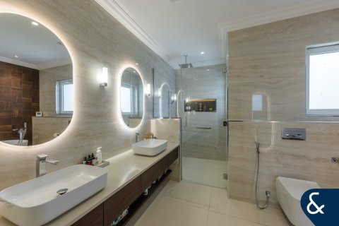 Villa itt: Jumeirah Golf Estates, Dubai, EAE, 5 hálószoba, 658 m², azonosító: 667686 - fénykép 16