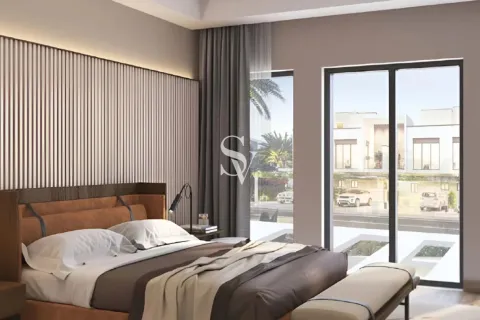 Kaupunkipientalo Dubai Investment Park, Arabiemiraatit 4 makuuhuonetta, 147 m2 № 720132 - kuva 3