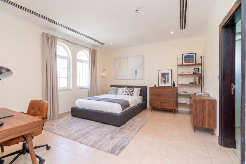Vilë në Jumeirah Islands, Dubai, Emiratet e Bashkuara Arabe 4 dhoma gjumi, 802 m2. № 760995 - Foto 6