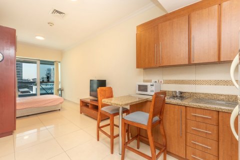 Apartment til salg i Jumeirah Islands, Dubai, UAE 42 kvm № 760994 - foto 6