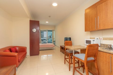Apartment til salg i Jumeirah Islands, Dubai, UAE 42 kvm № 760994 - foto 5
