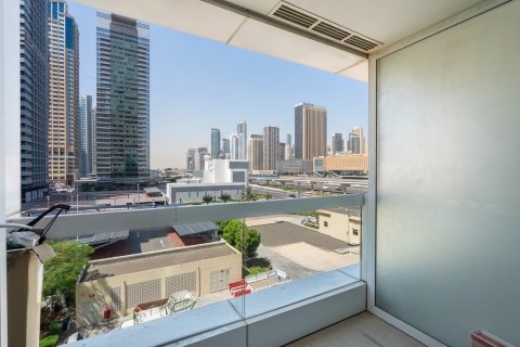 Apartment til salg i Jumeirah Islands, Dubai, UAE 42 kvm № 760994 - foto 11