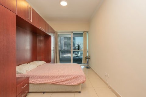 Apartment til salg i Jumeirah Islands, Dubai, UAE 42 kvm № 760994 - foto 3