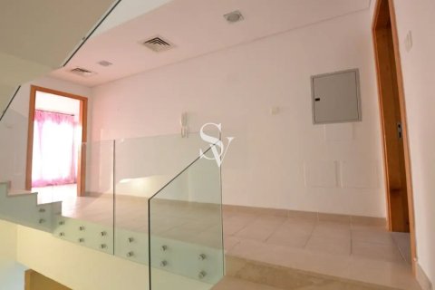 Huvila Jumeirah Village Circle, Dubai, Arabiemiraatit 4 makuuhuonetta, 130 m2 № 695707 - kuva 12