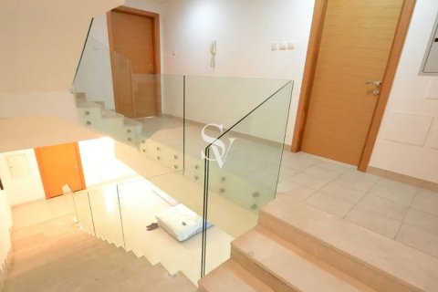 Huvila Jumeirah Village Circle, Dubai, Arabiemiraatit 4 makuuhuonetta, 130 m2 № 695707 - kuva 8