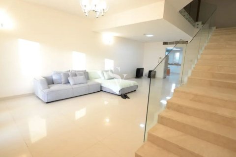 Huvila Jumeirah Village Circle, Dubai, Arabiemiraatit 4 makuuhuonetta, 130 m2 № 695707 - kuva 3