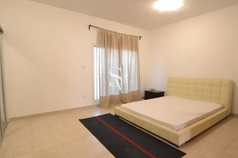 Huvila Jumeirah Village Circle, Dubai, Arabiemiraatit 4 makuuhuonetta, 130 m2 № 695707 - kuva 10