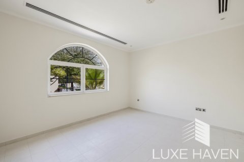 Vila v Jumeirah Park, Dubai, SAE 4 ložnice, 402.73 m² Č.: 571372 - fotografie 6