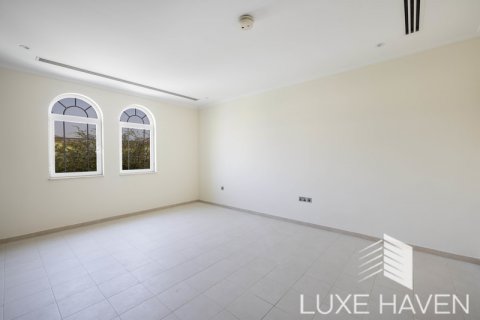 Vila v Jumeirah Park, Dubai, SAE 4 ložnice, 402.73 m² Č.: 571372 - fotografie 9