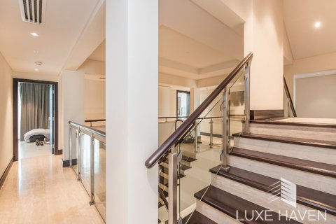 Βίλα σε Jumeirah Golf Estates, Dubai, ΗΑΕ 5 υπνοδωμάτια, 522.58 τ.μ. Αρ. 571375 - φωτογραφία 13