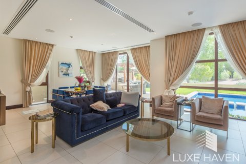 Βίλα σε Jumeirah Golf Estates, Dubai, ΗΑΕ 5 υπνοδωμάτια, 522.58 τ.μ. Αρ. 571375 - φωτογραφία 4