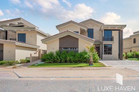 Βίλα σε Jumeirah Golf Estates, Dubai, ΗΑΕ 5 υπνοδωμάτια, 522.58 τ.μ. Αρ. 571375 - φωτογραφία 23