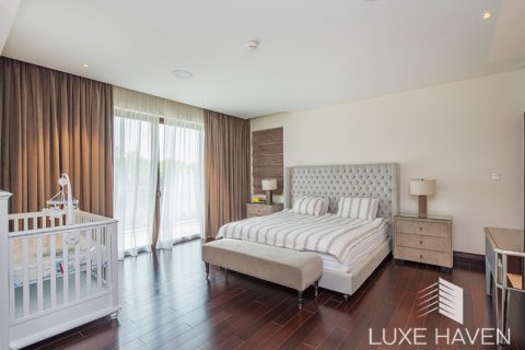 Βίλα σε Jumeirah Golf Estates, Dubai, ΗΑΕ 5 υπνοδωμάτια, 522.58 τ.μ. Αρ. 571375 - φωτογραφία 14