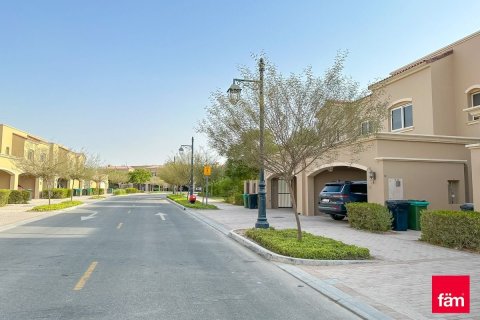 Townhouse in Dubai, UAE 3 bedrooms, 186.3 sq.m. № 647652 - photo 4