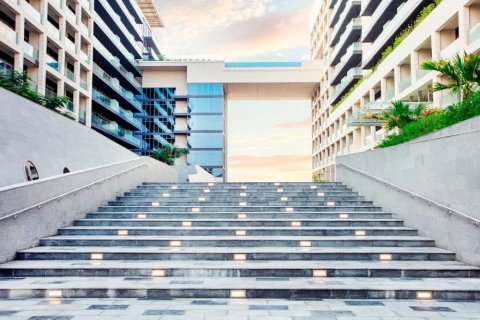 Lägenhet till försäljning i Abu Dhabi, UAE 1 sovrum, 79 kvm Nr. 729675 - fotografi 12