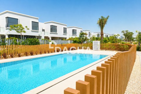 Rukan、Dubai、UAE にあるタウンハウス販売中 3ベッドルーム、144 m2、No763118 - 写真 18