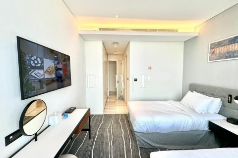 Apartment in Palm Jumeirah, Dubai, UAE 3 bedrooms, 187 sq.m. № 573812 - photo 9