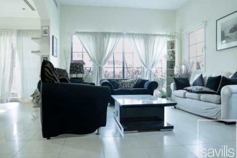 Villa zur Miete in Jumeirah Village Triangle, Dubai, VAE 2 Schlafzimmer, 711.54 m2 Nr. 755335 - Foto 4