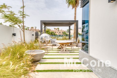 Villa in Palm Jumeirah, Dubai, UAE 8 bedrooms, 882.95 sq.m. № 587510 - photo 20