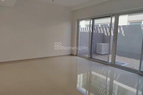 טאונהאוס להשכרה ב DAMAC Hills (Akoya by DAMAC), Dubai, איחוד האמירויות  3 חדרי שינה, 112 מ"ר, מספר 680371 - תמונה 3