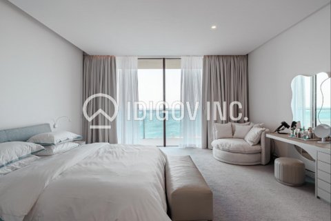 Apartment in Palm Jumeirah, Dubai, UAE 2 bedrooms, 255 sq.m. № 638920 - photo 12