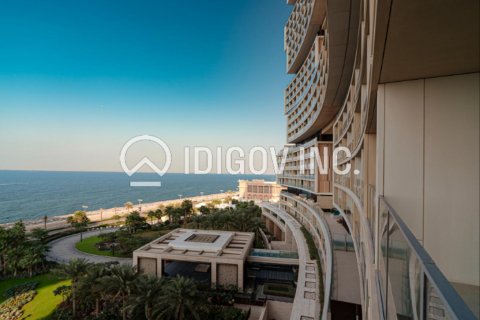 Apartment in Palm Jumeirah, Dubai, UAE 2 bedrooms, 255 sq.m. № 638920 - photo 18
