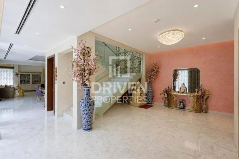 Villa te koop in Mohammed Bin Rashid City, Dubai, VAE 4 slaapkamers, 559.09 vr.m., nr 741720 - foto 6