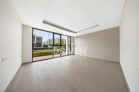 Villa zum Verkauf in DAMAC Hills (Akoya by DAMAC), Dubai, VAE 7 Schlafzimmer, 787.35 m2 Nr. 741719 - Foto 16