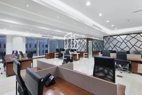 Kantor di Dubai, UEA 301 m2 nomor 620269 - foto 7