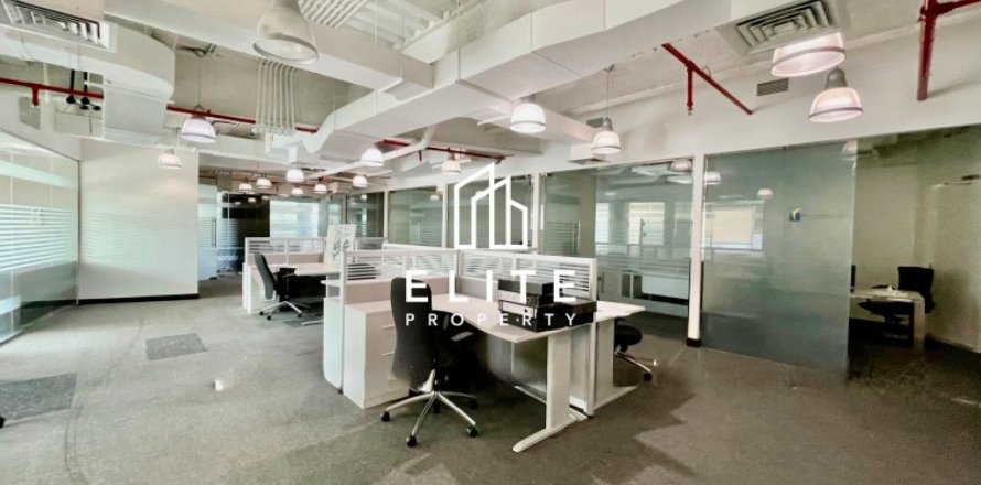 Zyrë në Barsha Heights (Tecom), Dubai, Emiratet e Bashkuara Arabe 1146 m2. № 620265